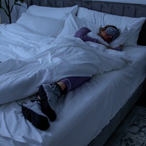 Cozy Boots - kapcie + maska do spania