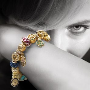 Bransoletka Harmonia z 18 zawieszkami