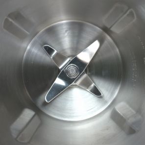 Chef Tony Kitchen Robot by Starlyf - robot kuchenny